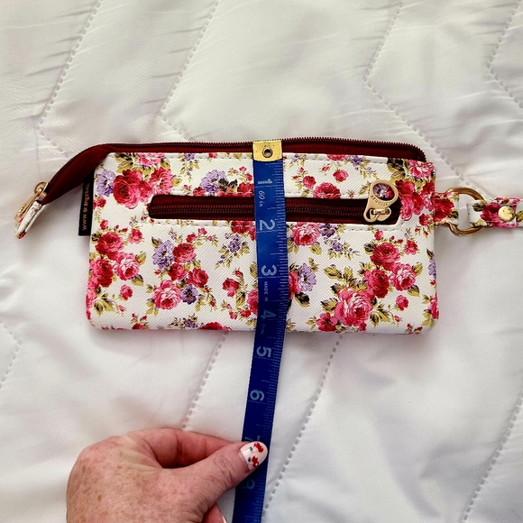 👀50% OFF👛 NWOT 💐 GORGEOUS Orange brand floral wristlet - Picture 8 of 9